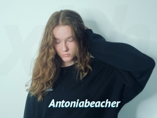 Antoniabeacher