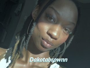 Dakotabrownn