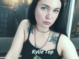 Kylie_Top