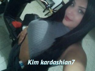 Kim_kardashian7