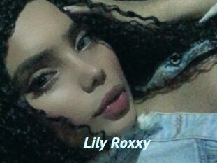 Lily_Roxxy