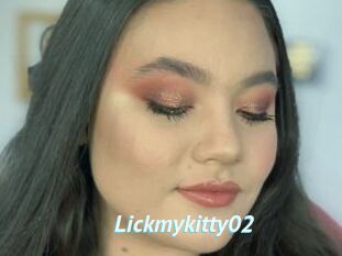 Lickmykitty02