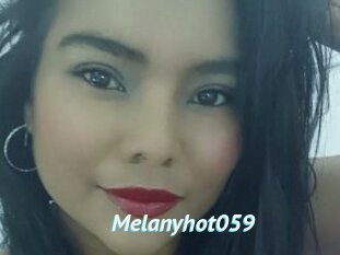 Melanyhot059