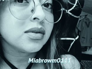 Miabrowm0111