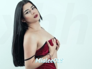 Mialee019