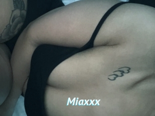 Miaxxx