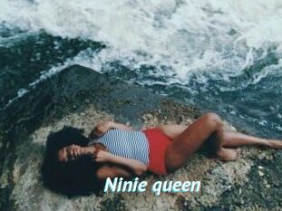 Ninie_queen