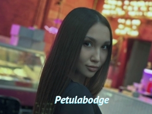 Petulabodge