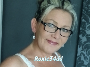 Roxie34dd