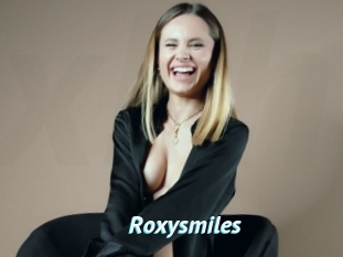 Roxysmiles