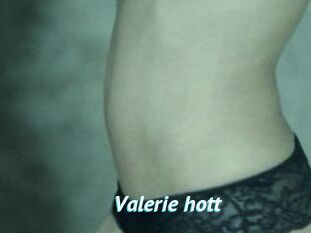 Valerie_hott