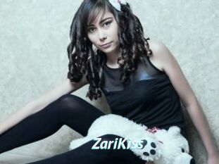 ZariKiss